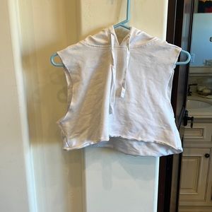 never worn crop hoodie short sleeve